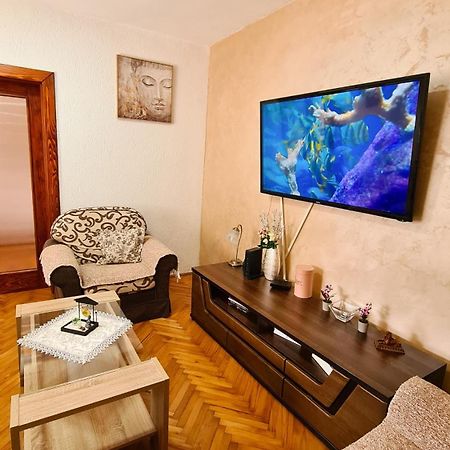Boka Apartment Kotor Bagian luar foto