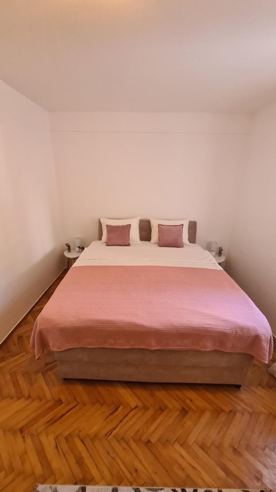 Boka Apartment Kotor Bagian luar foto